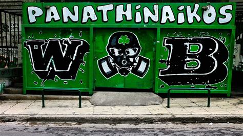 Football graffiti: Immortalising the beautiful game on the streets | GQ ...