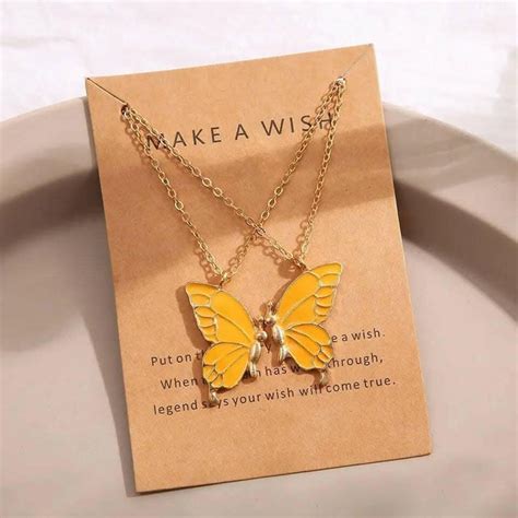 Pinapes Fashion Butterflies Yellow Necklace Daily Life (Set of 2) – HalfPe