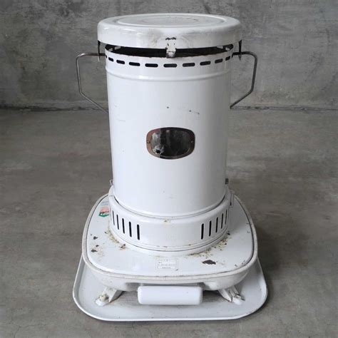 Is it Dangerous to Heat Your Home with Your Oven?