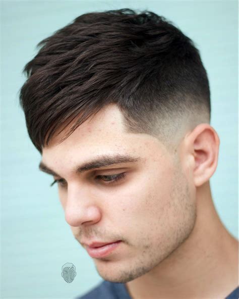 20+ Selected Haircuts for Guys With Round Faces
