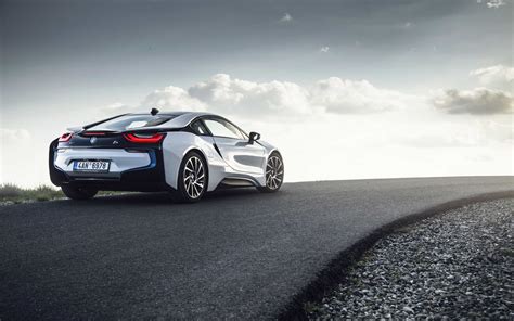 Download wallpaper 3840x2400 bmw i8, rear view, road 4k ultra hd 16:10 ...