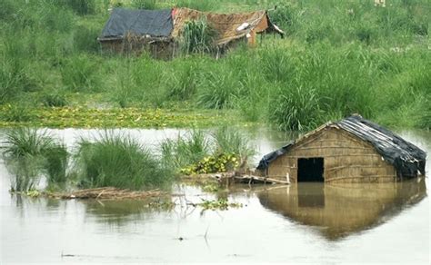 23 Heartbreaking Pictures From States Where Heavy Rainfall Has Wreaked ...
