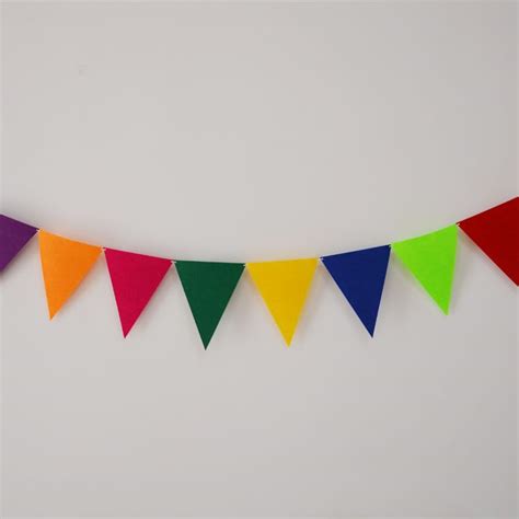 12 Flags Felt Bunting Multi-Colored Pennant Fabric Triangle - Brown Se ...