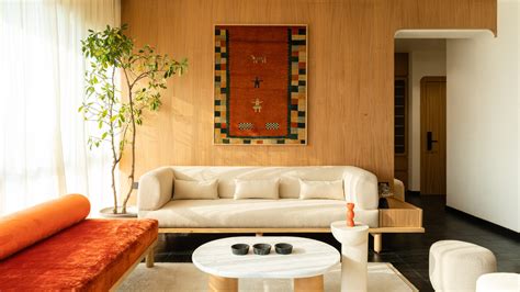 This 1,600-square-foot Mumbai home radiates the warmth of sunset hues ...