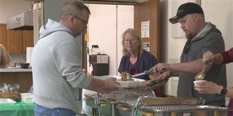 Williamstown American Legion helped the community on Thanksgiving