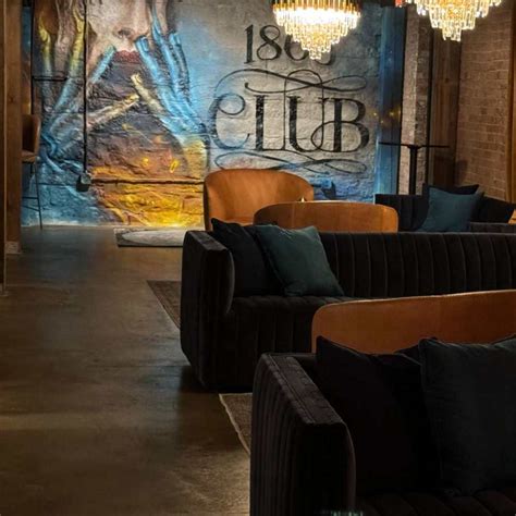 Midtown near the Westend Cocktail Lounge Speakeasy, Nashville, TN ...