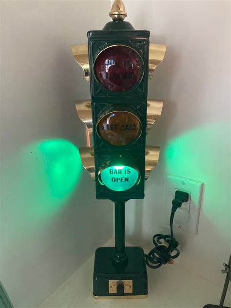 Vintage Traffic Light Bar Lamp Stoplight Lamp Last Call Bar Closed Bar ...