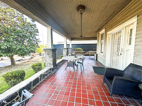 1599 Howell Mill Rd NW, Atlanta, GA 30318 - Two Commercial Buildings on Howell Mill Road | LoopNet