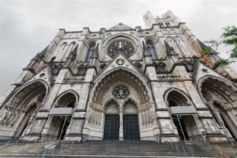 15 Largest Churches in the World | Mappr