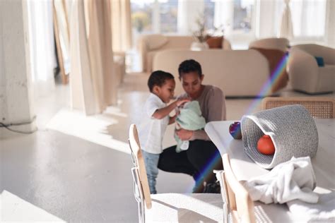 How to Make Sure You're Hiring the Right Nanny or House Manager in Chicago