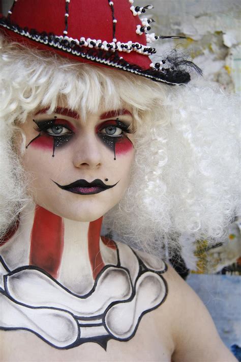 Faces With A Twist Facepainting | Gallery | Jester makeup, Halloween ...