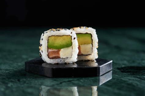 New York Roll Sushi