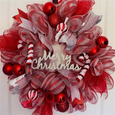Christmas Wreath Using 10 Deco Mesh 的图像结果