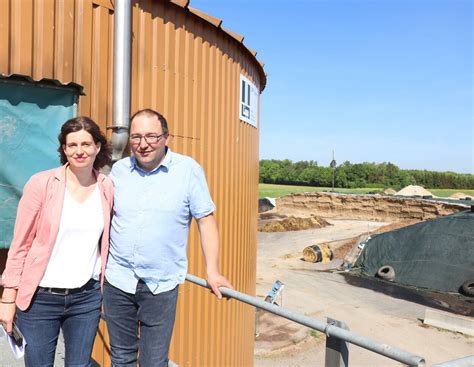 Mit Biogas und Hackschnitzeln 90 Abnehmer mit Fernwärme versorgen ...