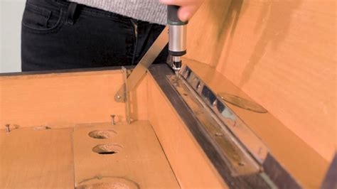 Idées de surcyclage : repeindre de vieux meubles | Bosch DIY