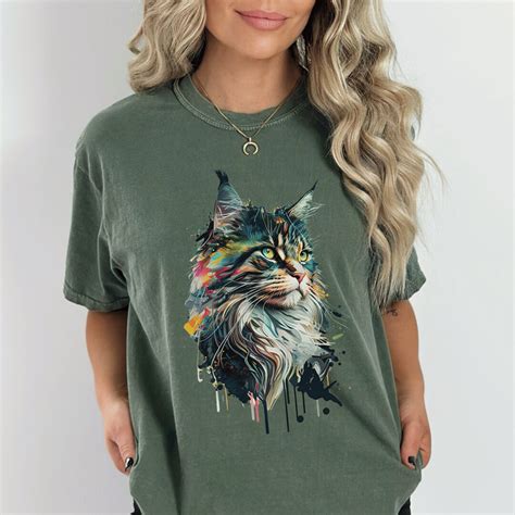 Comfort Colors Maine Coon Cat T-shirt, Maine Coon Tee Shirt, Christmas ...
