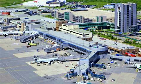 ハリファックス スタンフィールド国際空港 (YHZ)発の格安直行便 – AviaScanner