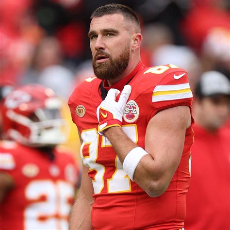 Travis Kelce Details New Year's Eve With Taylor Swift & Donna Kelce