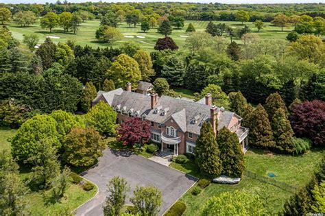 35 Applegreen Drive, Old Westbury, NY 11568 | MLS #L3451408