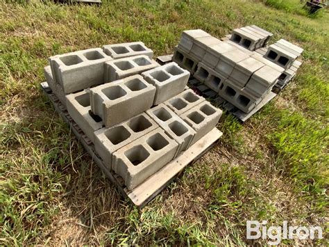 Concrete Foundation Blocks | Construction | BigIron