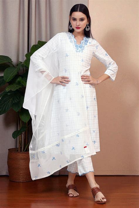 Buy Onam Dress for Women | Onam Kurti Set Online – wforwoman