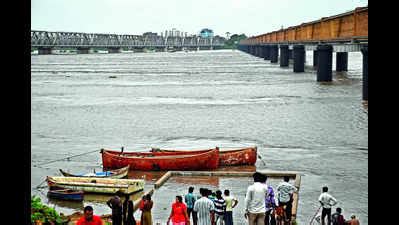 Bharuch Drowns In Flood From Rain And Dam Release | Surat News - Times ...