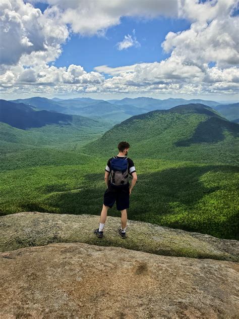 Summit of Mount Garfield, White Mountains, NH, USA : hiking