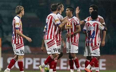 ISL: ATK beat Mumbai City FC 3-2 on aggregate to qualify for final ...