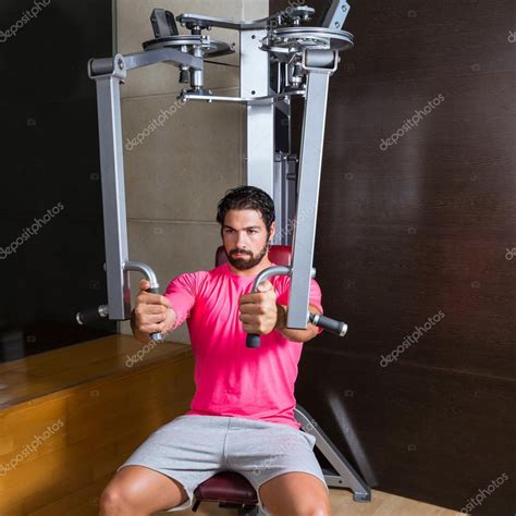 Pec-deck flye pec deck chest workout man — Stock Photo © lunamarina ...