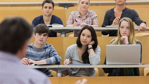 加拿大最难毕业的学校..._大学