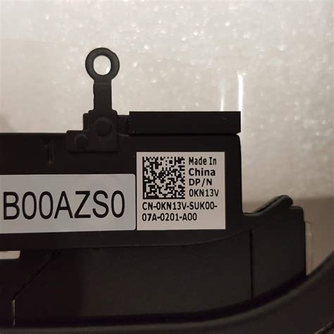 Alienware R17 M3 Replacing the Fan 的图像结果