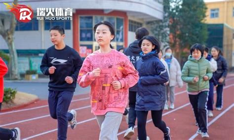 体育中考“一年一考”，需要从小学就开始准备？ - 封面新闻