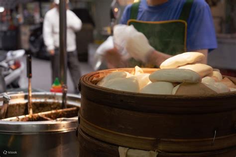 Lan Jia Gua Bao at Gongguan Station - Klook India