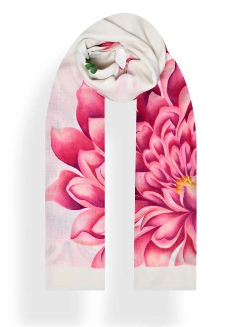 Janavi India - White Dahlia Art Stole - Elahe