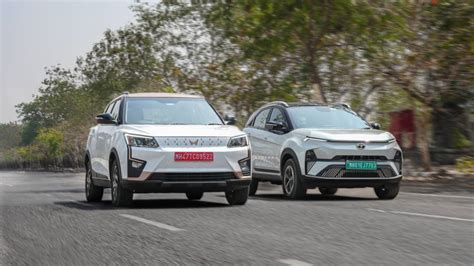 Tata Nexon EV vs Mahindra XUV400 Pro: Real-World Range Compared - Overdrive