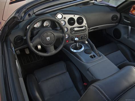 Dodge Viper SRT10 (2010) - pictures, information & specs