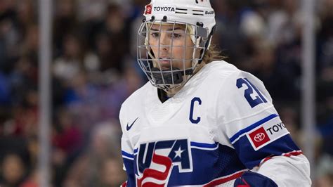 Hilary Knight Ties Olympic Record Minimalist Minimalist Aesthetic Minimalist