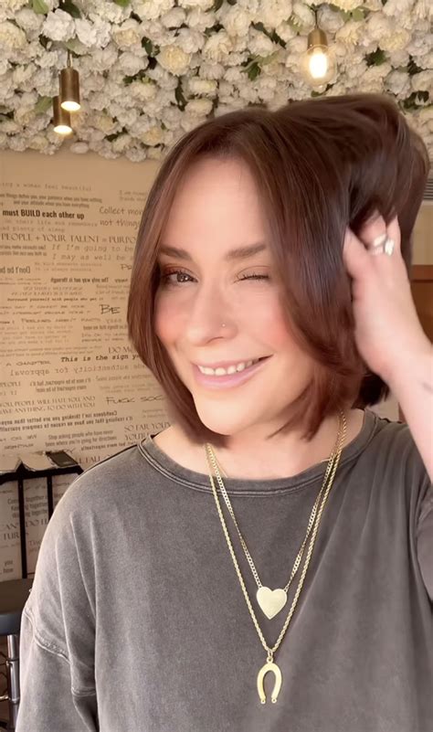 Jennifer Love Hewitt looks unrecognizable after dramatic hair transformation
