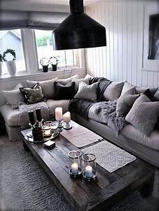 Black And Grey Living Room by 29 Beautiful Black And Silver Living Room Ideas To Inspire Black And Grey Living Room