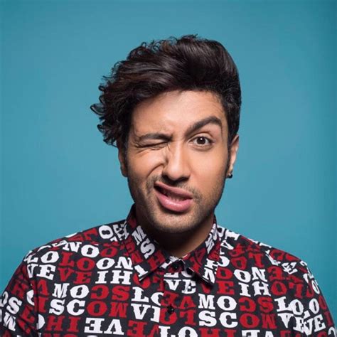 Hina Khan & Adhyayan Summan Join Hands For A Web-Series - StarBiz.com