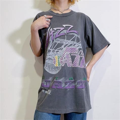 90s black basketball tee | LEMON