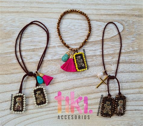 Escapularios Bordados Mano | Hacer pulseras bisuteria, Pulseras bonitas ...