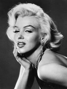 Wall Poster Marilyn Monoroe Paper Print - Personalities posters in ...