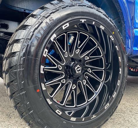 Ford F-150 Raptor Blue TIS 547BM