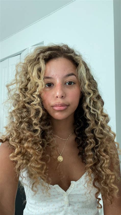 Pin on hairstyles in 2024 | Highlights curly hair, Blonde highlights ...