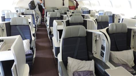 Malaysia Airlines Business Class 的图像结果