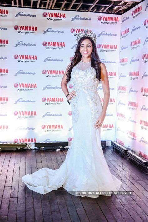 Yamaha Fascino's Calendar Launch- The Etimes Photogallery Page 3