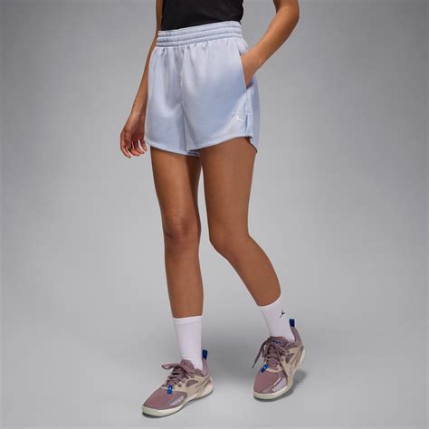 Womens Grey Side Pocket Shorts. Nike.com