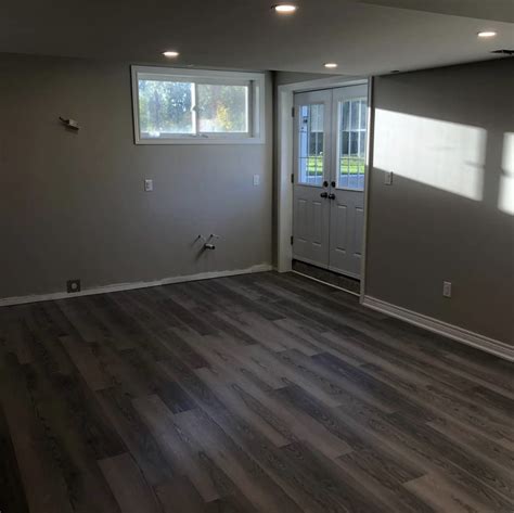 Hardwood Flooring Outlet | Hardwood, Laminate and Engineered Flooring