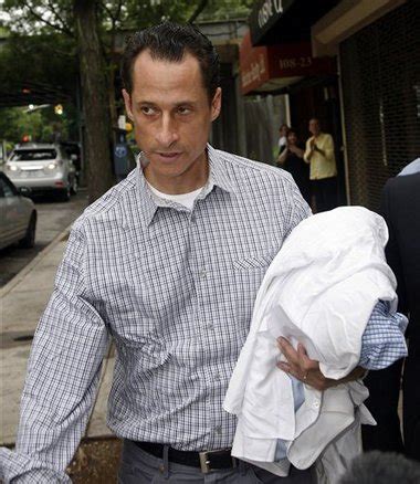 Experts: Anthony Weiner's behavior similar to addicts' - masslive.com